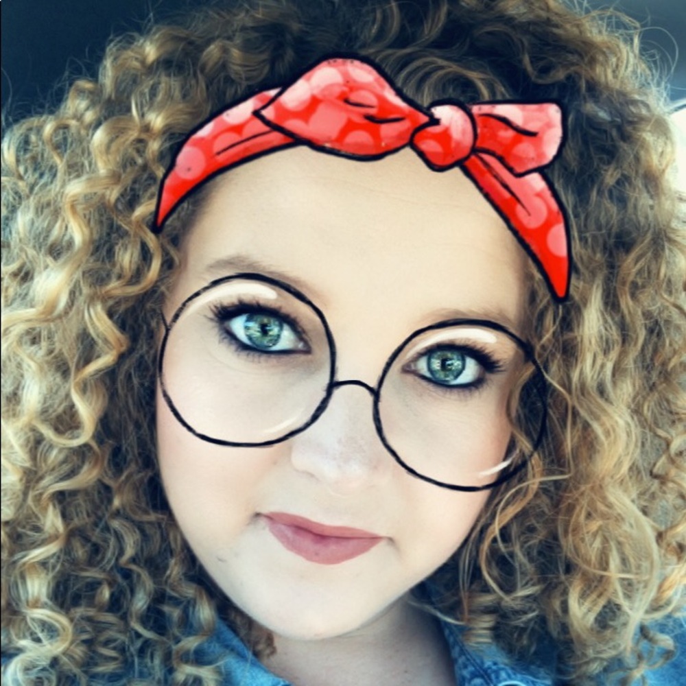 Meet your Posher, Samantha